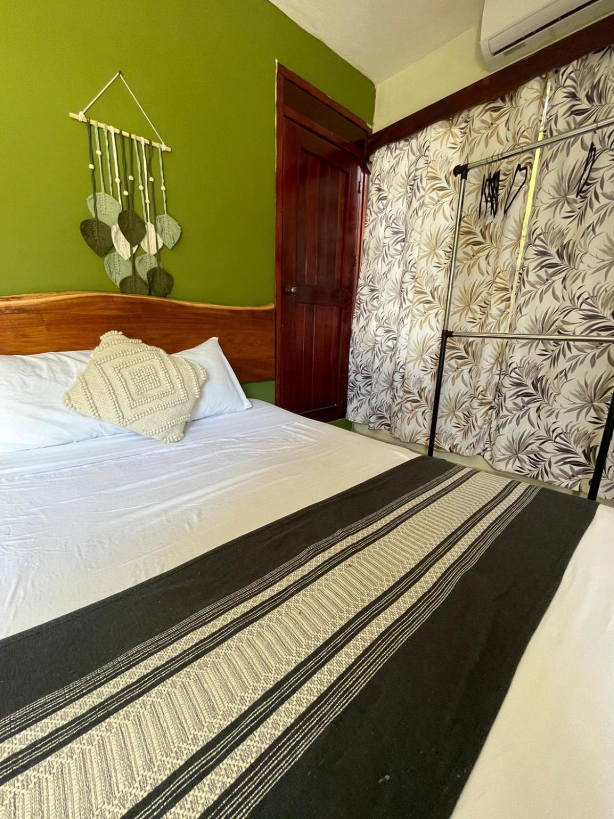 Hotel Koox Jool Bacalar Exteriör bild