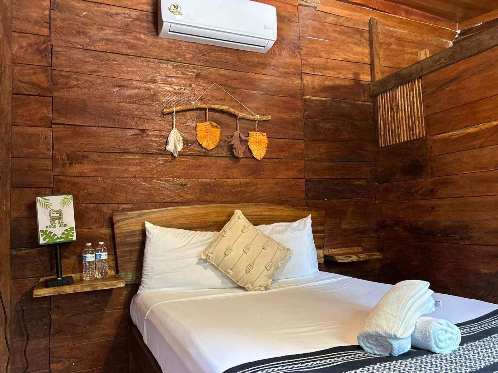 Hotel Koox Jool Bacalar Exteriör bild